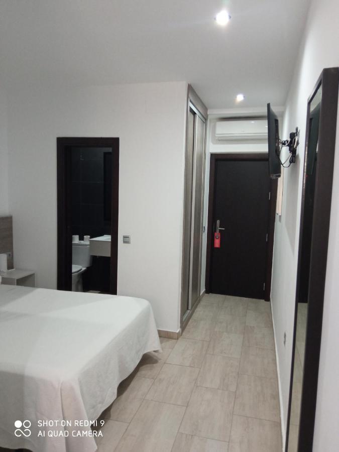 Hostal Campito Conil De La Frontera Bagian luar foto