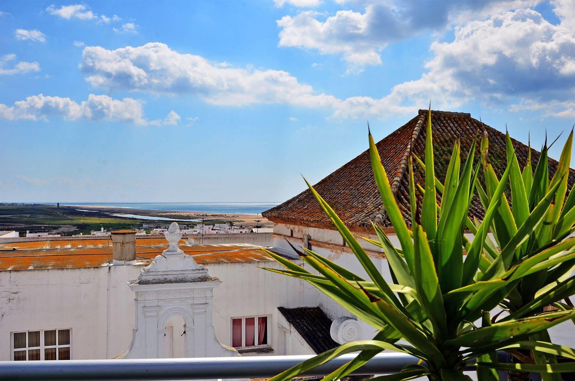 Hostal Campito Conil De La Frontera Bagian luar foto