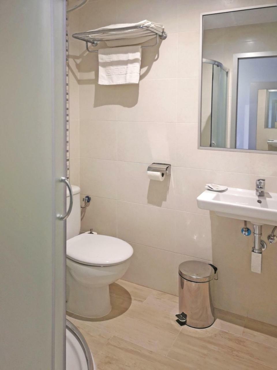 Hostal Campito Conil De La Frontera Bagian luar foto